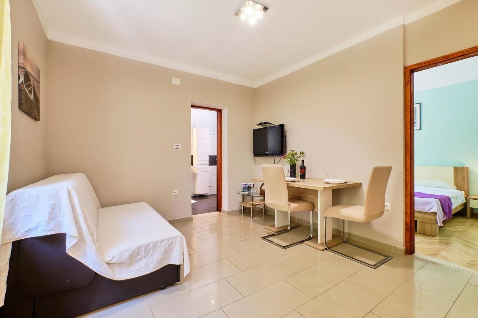 Apartments Ady Малий Лошинь Екстер'єр фото